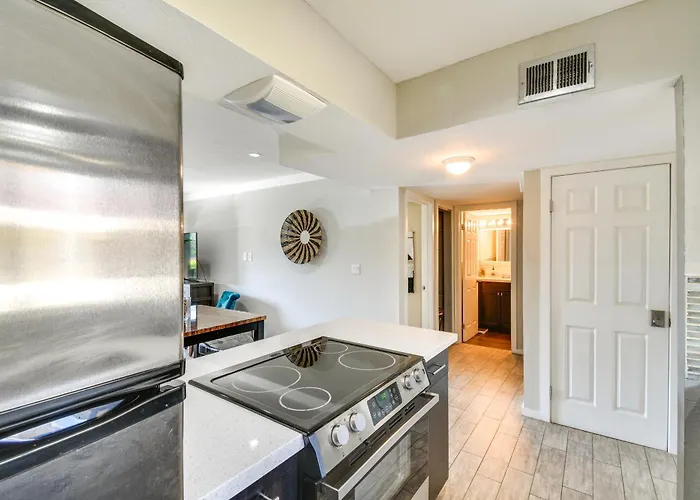 Walk To Fashion Square: W/ Pool Access! Ferienhaus Scottsdale